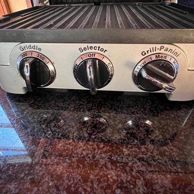 Cuisinart Griddler & Fryer Plus Vitantonio Waffle Maker (K-RG)