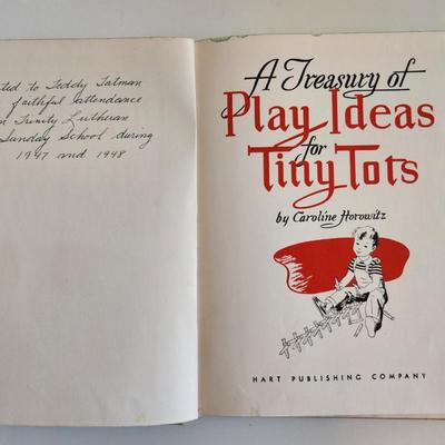Treasury of Play Ideas for Tiny Tots by Caroline Horowitz