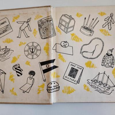 Treasury of Play Ideas for Tiny Tots by Caroline Horowitz