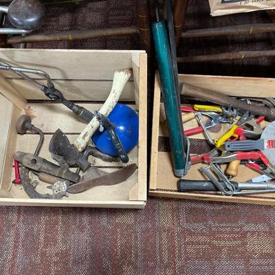 2 crates vintage tools