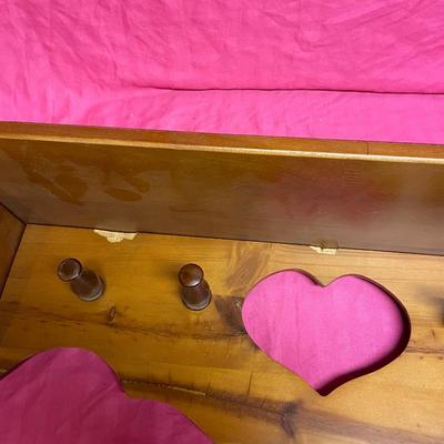 Heart shelf