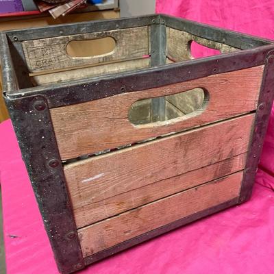Heavy duty milk crates