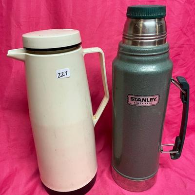 Hot drink thermos and carafe