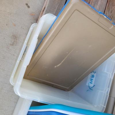 Lot of 6 Totes