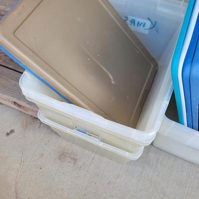 Lot of 6 Totes