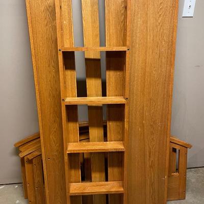 Bunk beds-missing parts