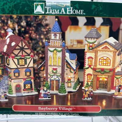 Vintage Light Up Bayberry Village & Winter Valley Christmas Village