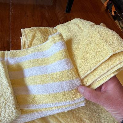 Lot of Yellow towels