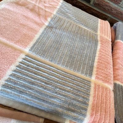Vintage towel set