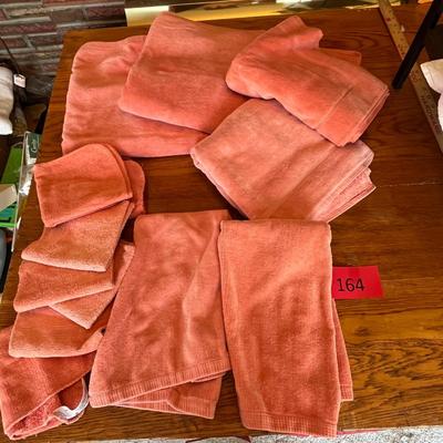 Lot of rust colored towels