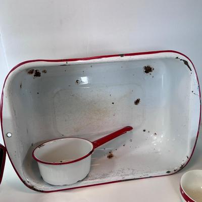 Farmhouse White and red enamel and Ceramic