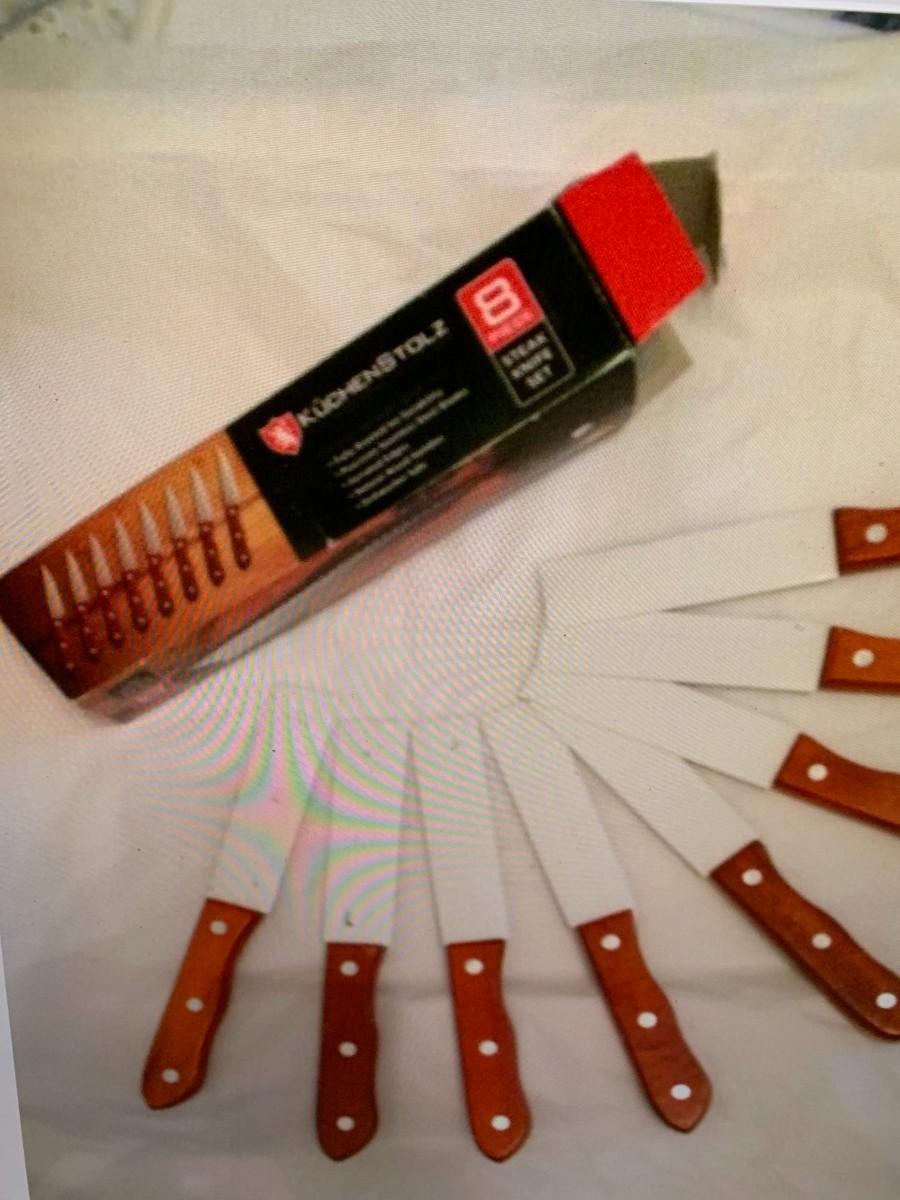 KuchenStolz 8 Piece Steak Knife Set Precision Crafted Cutlery