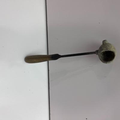 CAST IRON DIPPER/LADLE FOR RUNNING BULLETS
