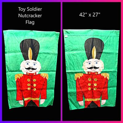 15 Large Seasonal & Holiday Yard Flags