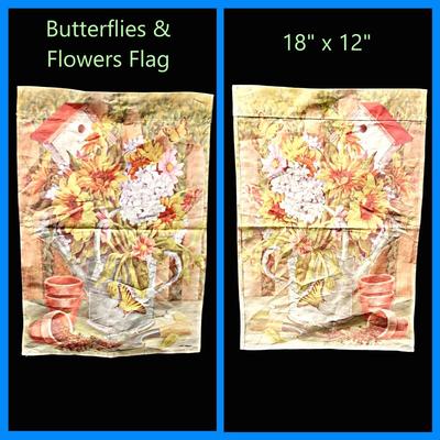 7 Small Seasonal & Holiday Yard Flags