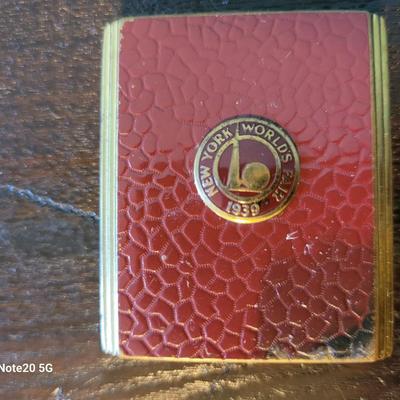 Worlds Fair 1939 Compact
