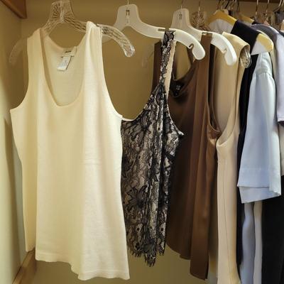 Womenâ€™s Sz M Neiman Marcus, Eileen Fisher Tops, Pants and More (PC1-CE)