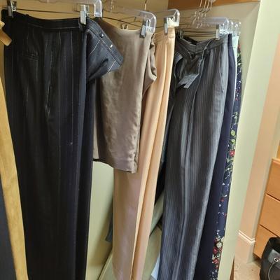Womenâ€™s Sz M Neiman Marcus, Eileen Fisher Tops, Pants and More (PC1-CE)