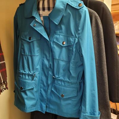 Womenâ€™s Burberry and Neiman Marcus Sz 38/40 Coats, Scarves and More (PC1-CE)