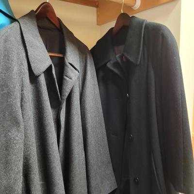 Womenâ€™s Burberry and Neiman Marcus Sz 38/40 Coats, Scarves and More (PC1-CE)