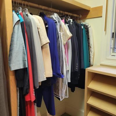 Womenâ€™s Sz M Sets and Dresses by LaurÃ¨l, Albert Nipon, & More (PC1-CE)