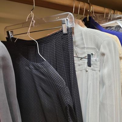 Womenâ€™s Sz M Sets and Dresses by LaurÃ¨l, Albert Nipon, & More (PC1-CE)