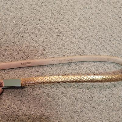 Womenâ€™s Sz M/L Belts (PC1-CE)