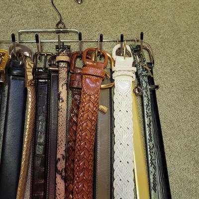 Womenâ€™s Sz M/L Belts (PC1-CE)