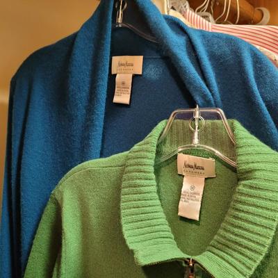 Womenâ€™s Sz M Neiman Marcus, Ralph Lauren and More Cold Weather Casual Clothing (PC1-CE)