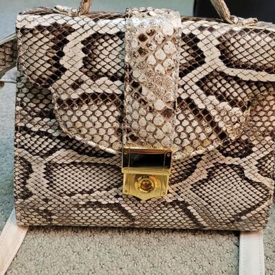 Bottega Veneta & Salvatore Ferragamo Handbags and More (PC1-CE)