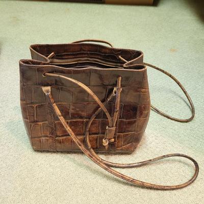 Bottega Veneta & Salvatore Ferragamo Handbags and More (PC1-CE)