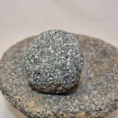 Vintage Volcanic Basalt Molcajete 8â€x4.5â€