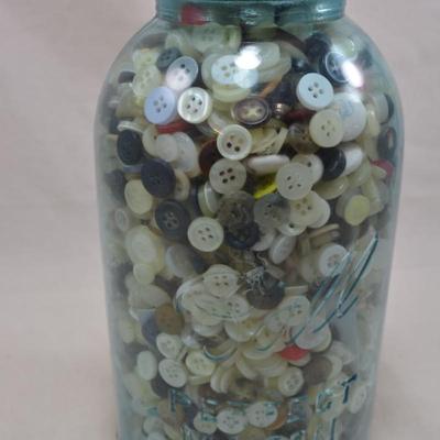 Vintage #2 BALL Jar Full of Antique/Vintage/Modern Buttons 9.5â€x4.5â€