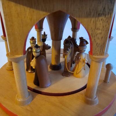 Musical German Christmas Pyramid  (BR2-JS)