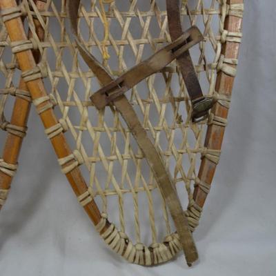 Vintage Faber Sinew & Wood Snow Shoes, Canada 26â€x12â€