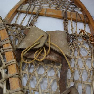 Vintage Faber Sinew & Wood Snow Shoes, Canada 26â€x12â€