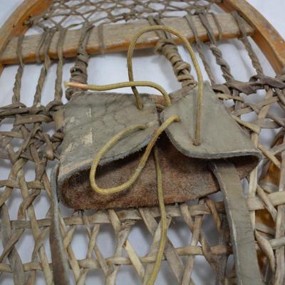 Vintage Faber Sinew & Wood Snow Shoes, Canada 26â€x12â€
