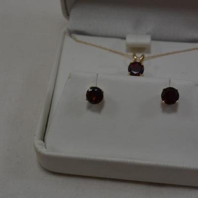 14k Chain & Pendant w/ Matching 14k Studs, Tourmaline Settings 18â€ 2.0g