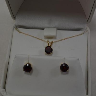 14k Chain & Pendant w/ Matching 14k Studs, Tourmaline Settings 18â€ 2.0g