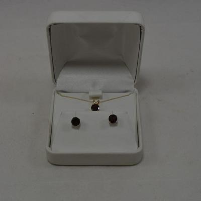 14k Chain & Pendant w/ Matching 14k Studs, Tourmaline Settings 18â€ 2.0g