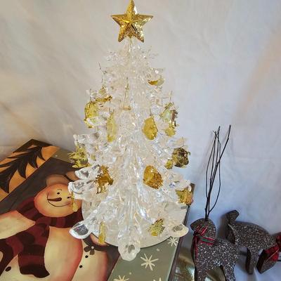 Assorted Christmas Home Decor incl. Rugs & More (BR2-JS)