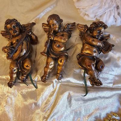 Assorted Christmas Home Decor incl. Rugs & More (BR2-JS)