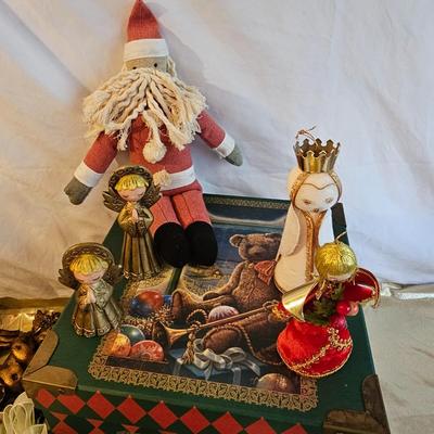 Assorted Christmas Home Decor incl. Rugs & More (BR2-JS)