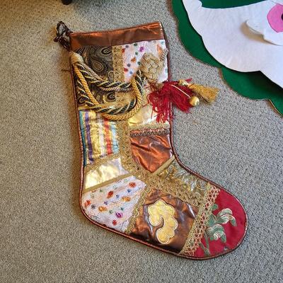 Assorted Christmas Home Decor incl. Rugs & More (BR2-JS)