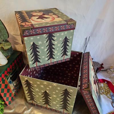 Assorted Christmas Home Decor incl. Rugs & More (BR2-JS)