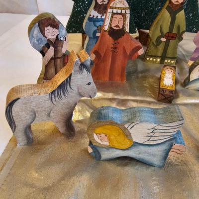Assorted Christmas Home Decor incl. Rugs & More (BR2-JS)