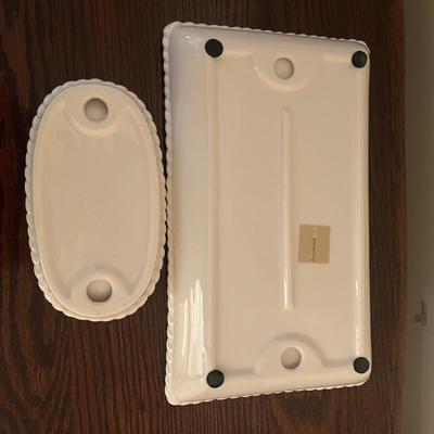 Bathroom Accessories Including Fitz & Floyd Dish (BR3-MG)