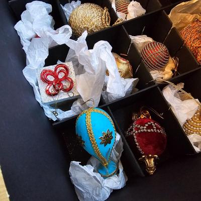 Miscellaneous Christmas Ornaments  & Storage Boxes  (BR2-JS)