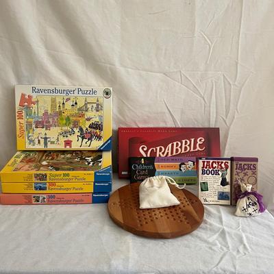 Board Games & Puzzles (UH-MG)