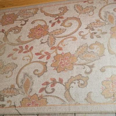 5 x 6' 7" Area Rug